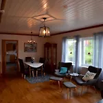 The Manor House In Hamnoy אכסניה