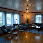 The Manor House In Hamnoy * ריינה