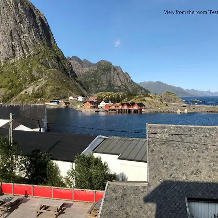 The Manor House In Hamnoy Lodge