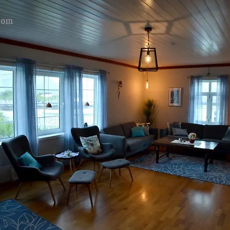 The Manor House In Hamnoy * Reine