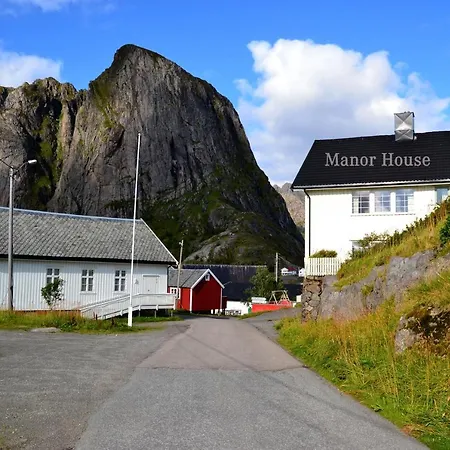 Lodge The Manor House In Hamnoy *