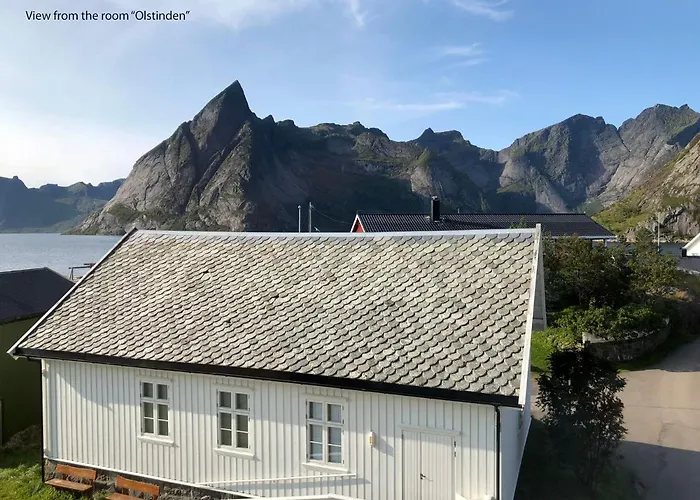 The Manor House In Hamnoy Reine