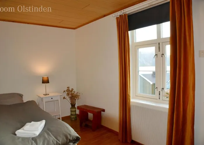 The Manor House In Hamnøy Lodger Reine